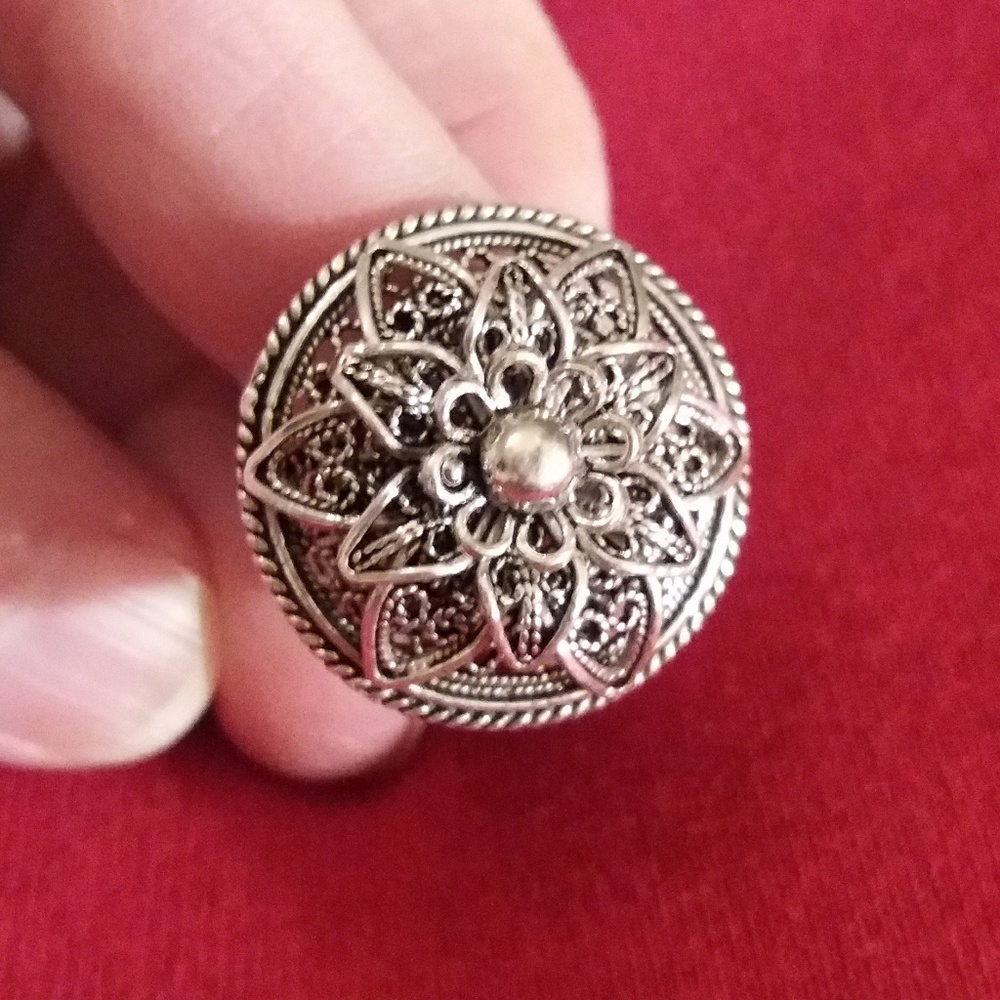 Ring